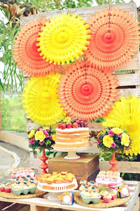 country-chic-birthdy-dessert-table.jpg